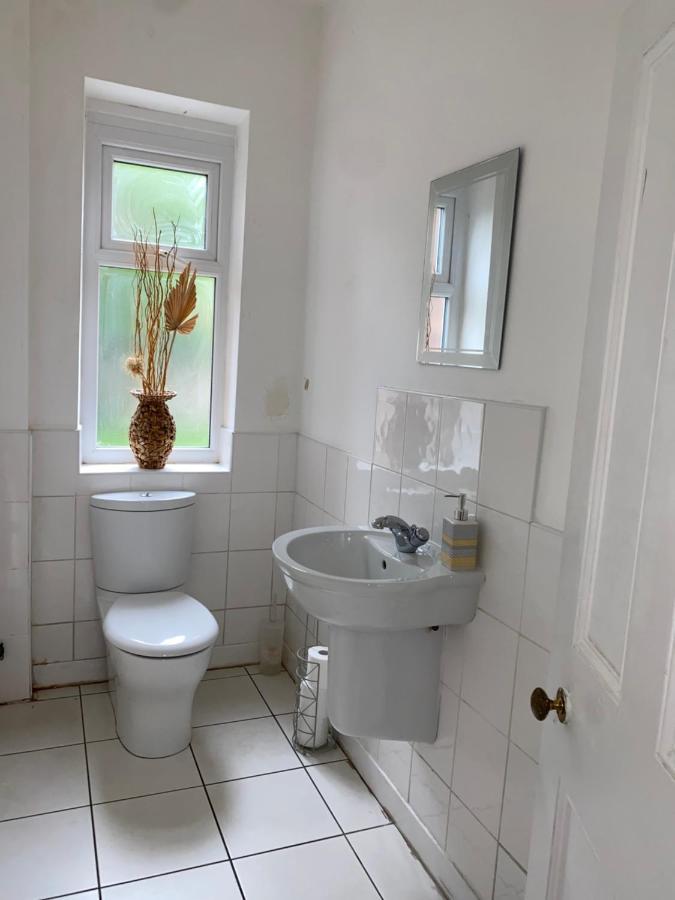 @22 Hotell Birkenhead Eksteriør bilde